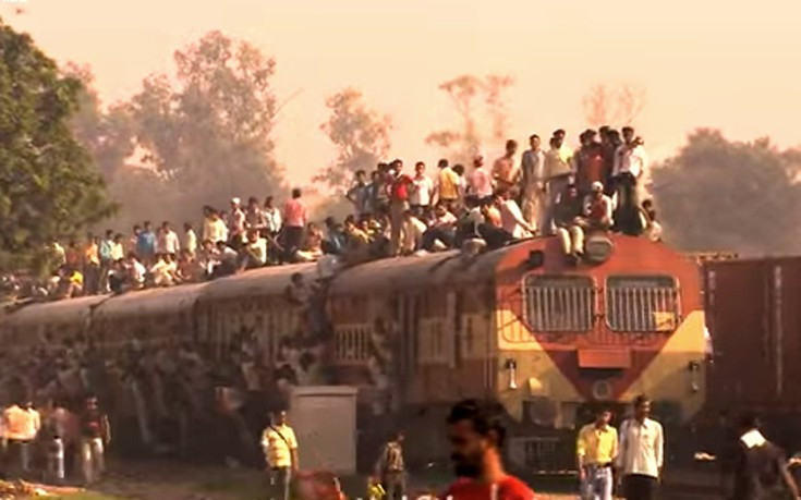 Πόσοι χωράνε σε ένα τραίνο της Ινδίας;
