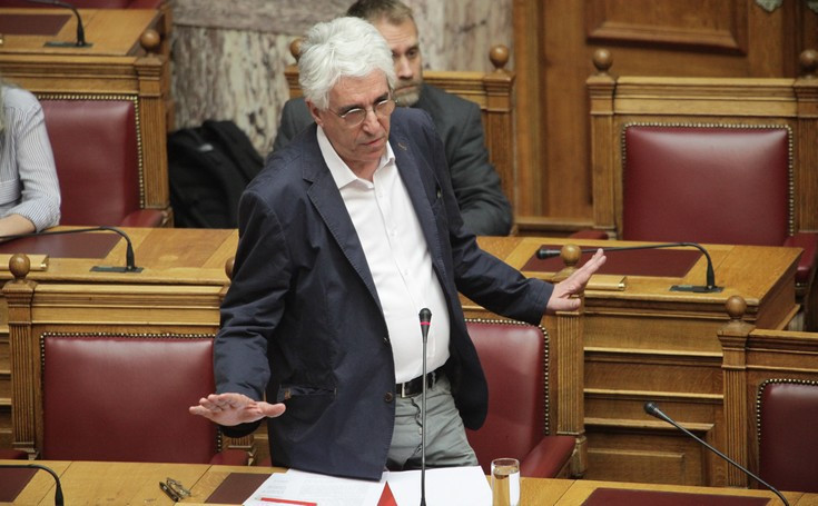 Παρασκευόπουλος : Ό,τι έχει γίνει μέχρι τώρα είναι σύμφωνο με το γράμμα και με το πνεύμα του Συντάγματος