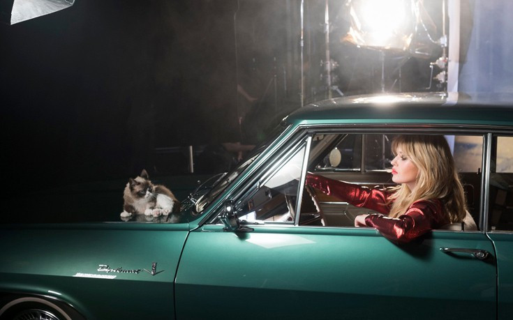 Η πιο διάσημη γάτα του κόσμου ποζάρει μαζί με την κόρη του Μικ Τζάγκερ για την Opel