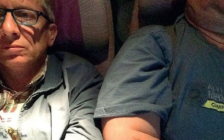 Δικηγόρος έκανε αγωγή σε αεροπορική εταιρεία γιατί καθόταν δίπλα σε έναν υπέρβαρο
