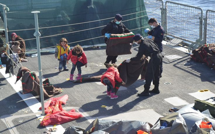 Σκάφος της Frontex διέσωσε 69 πρόσφυγες στη Χίο