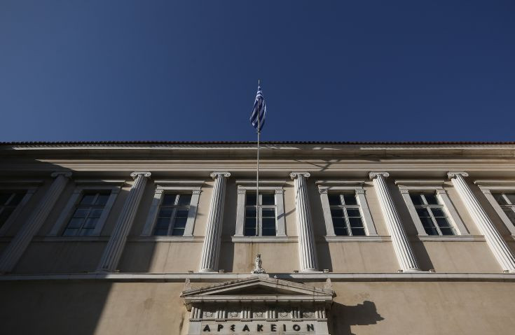 Την οριστική απόλυση του πρώην γενικού πρόξενου της Ελλάδος στη Σμύρνη ζητεί η Παπασπύρου