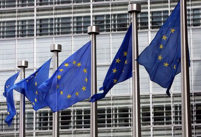 Έπεσαν οι υπογραφές στη νέα συνθήκη για τον Ευρωπαϊκό Μηχανισμό Σταθερότητας