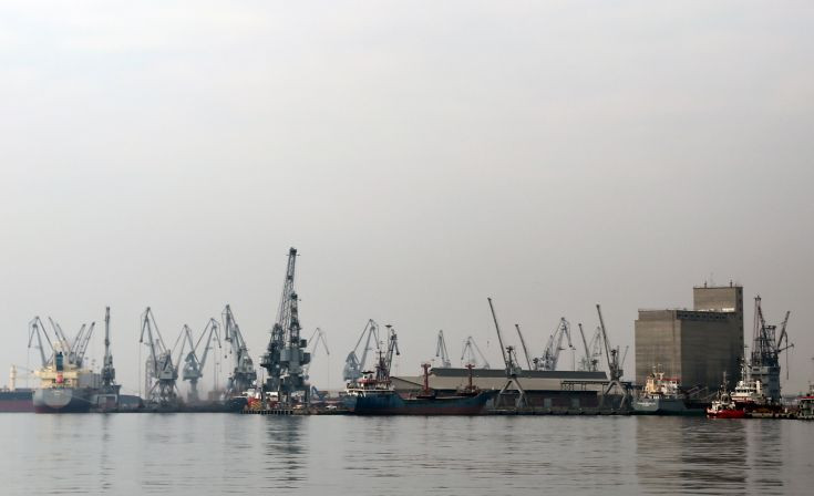 Σύγκρουση πλοίων στο λιμάνι της Θεσσαλονίκης