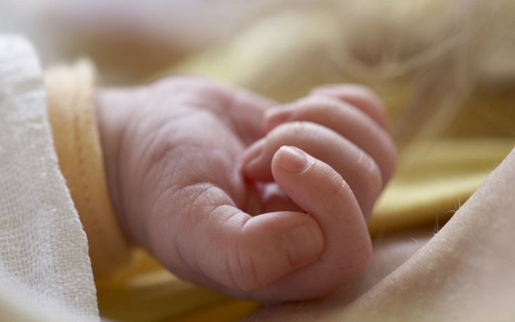 Γυναίκα εγκεφαλικά νεκρή για 3 μήνες γέννησε αγοράκι