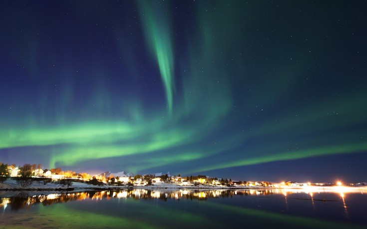 Όταν το Βόρειο Σέλας «χορεύει» στον ουρανό της Νορβηγίας