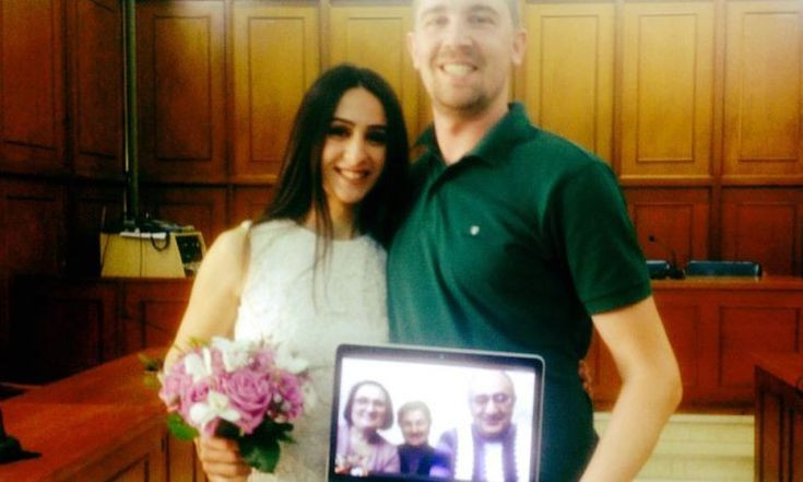 Γάμος στα Τρίκαλα μέσω… Skype για τους γονείς στην Αρμενία
