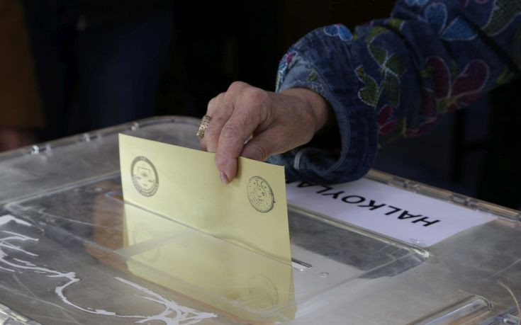 Η Άγκυρα απορρίπτει την έκκληση για έρευνα σχετικά με το δημοψήφισμα