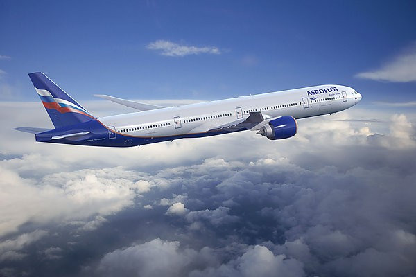 Επείγουσα προσγείωση Boeing 777 στη Ρωσία, εμφάνισε πρόβλημα στον κινητήρα