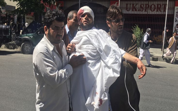 Οργή στις κηδείες των θυμάτων της επίθεσης στο σιιτικό τέμενος της Χεράτ
