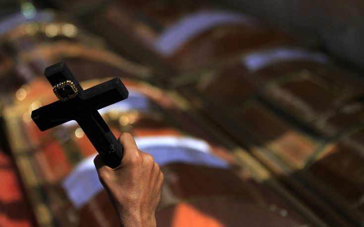 Κορονοϊός: Δύο ιερείς της Κοπτικής Εκκλησίας της Αιγύπτου προσβλήθηκαν από τη νόσο