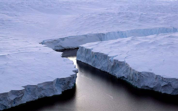 Παγόβουνο ενός τρισεκατομμυρίου τόνων αποκολλήθηκε από την Ανταρκτική