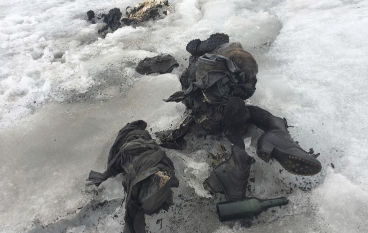Μουμιοποιημένα πτώματα ζευγαριού που χάθηκε πριν 75 χρόνια βρέθηκαν σε παγετώνα