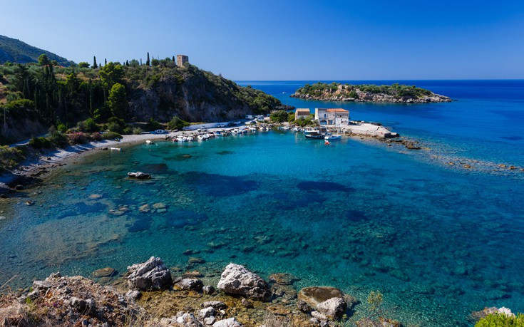 «Ο φετινός Αύγουστος γέμισε την Ελλάδα» &#8211; Ποιους προορισμούς επέλεξαν οι ταξιδιώτες του τριημέρου του Δεκαπενταύγουστου