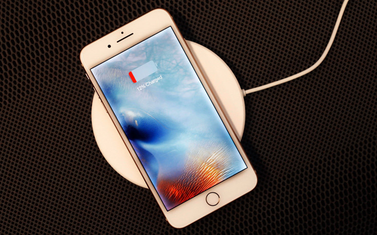 Η Apple λέει πως τα iPhones γίνονται τόσο πολύπλοκα που κανείς άλλος δεν θα μπορεί να τα επισκευάζει