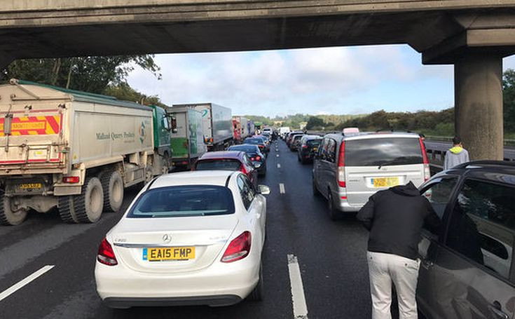 Έκλεισε αυτοκινητόδρομος στη Βρετανία λόγω ύποπτου αντικειμένου