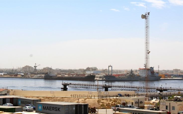 Άνοιξε μετά από τρία χρόνια το εμπορικό λιμάνι της Βεγγάζης