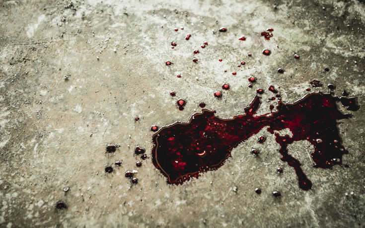 Αιματηρό περιστικό στο Καβούρι: Πιάστηκαν στα χέρια, γύρισε στο σπίτι του και το πρωί ήταν νεκρός