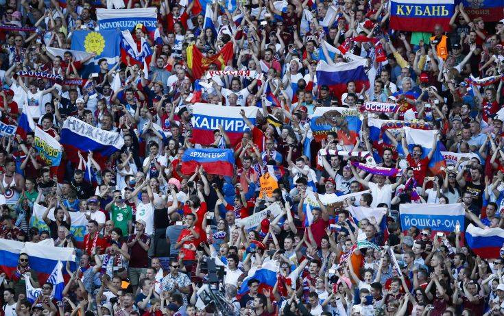Οι Ρώσοι φίλαθλοι θα «πετούν» μόνο με 10 σεντς για να βλέπουν την ομάδα τους στο Μουντιάλ