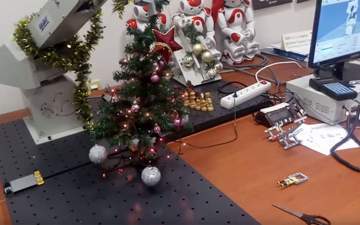 Ρομπότ των… Χριστουγέννων παρουσίασε το πανεπιστήμιο Δυτικής Μακεδονίας
