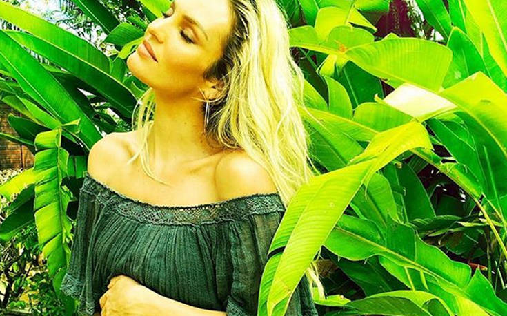 Η Candice Swanepoel είναι ξανά έγκυος