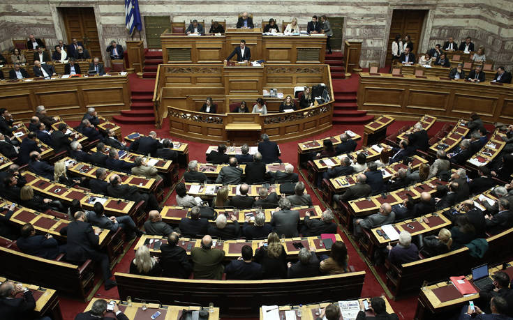 Υπέρ του νομοσχεδίου για την αναδοχή ο Παπαχριστόπουλος των ΑΝΕΛ και ο Χάρης Θεοχάρης