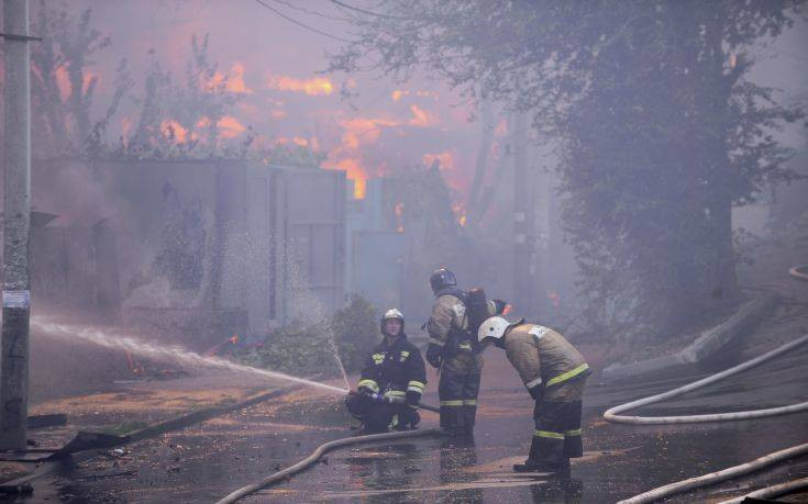 Δέκα νεκροί από πυρκαγιά σε εργοστάσιο στη Σιβηρία
