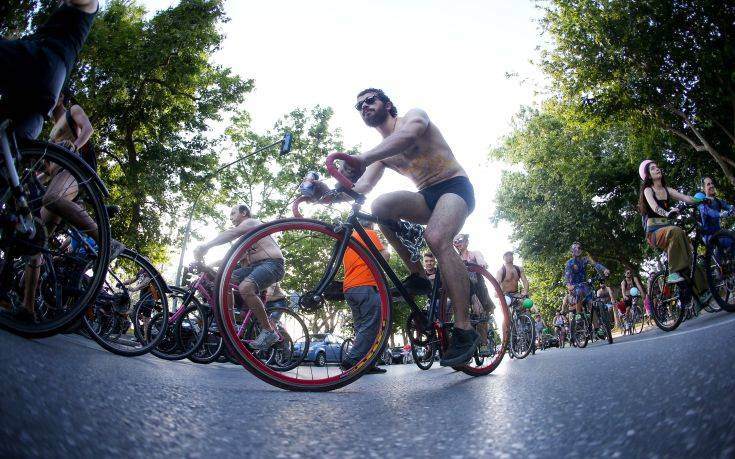 Γυμνοί ποδηλάτες θα διαμαρτυρηθούν στο Δημαρχείο Θεσσαλονίκης