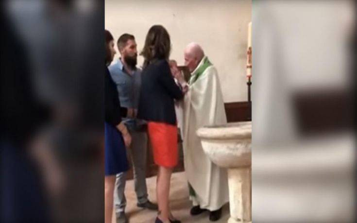 Σε διαθεσιμότητα Γάλλος ιερέας που χαστούκισε μωρό σε βάπτιση