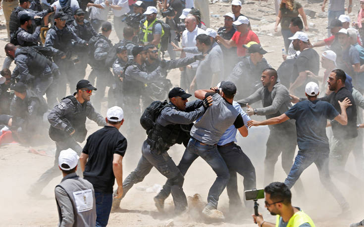 Συγκρούσεις Παλαιστίνιων με τις ισραηλινές δυνάμεις στη Δυτική Όχθη