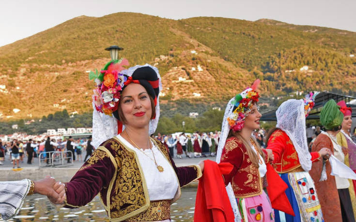 Επιστρέφει για 6η χρονιά το φεστιβάλ παραδοσιακών χορών στη Σκόπελο