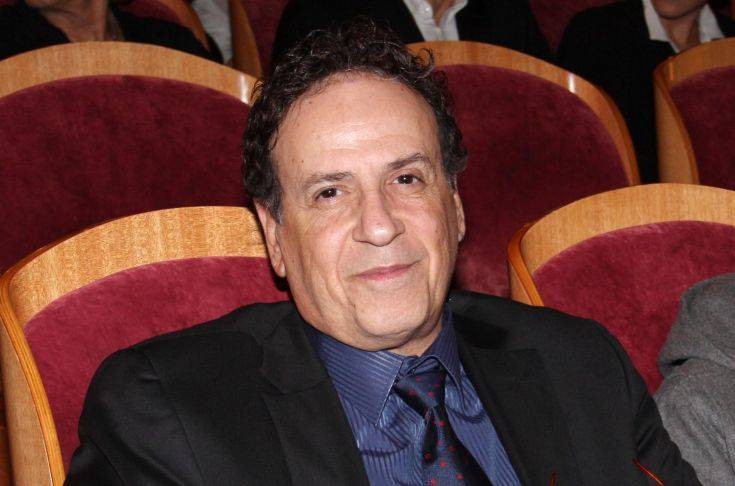 Πυροσβέστες έσωσαν την τελευταία στιγμή το σπίτι του Χάρη Ρώμα