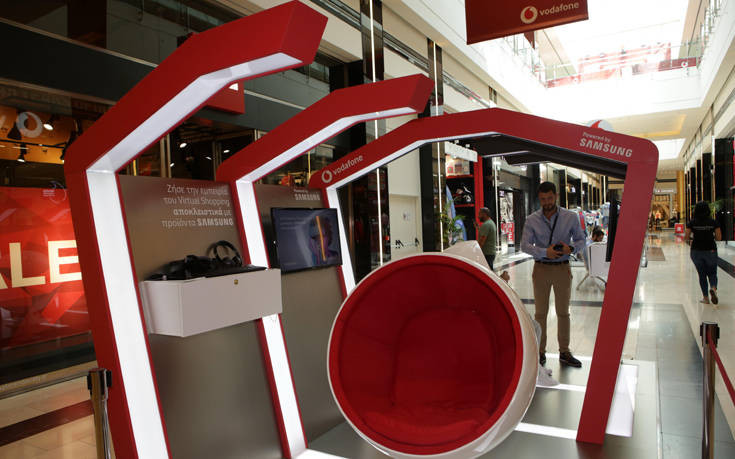 Το πρώτο Vodafone Virtual Reality κατάστημα powered by Samsung επιστρέφει στην Αθήνα