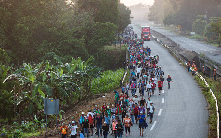 Καραβάνι 3.000 ανθρώπων ξεκίνησε από την Ονδούρα για τα σύνορα με τις ΗΠΑ