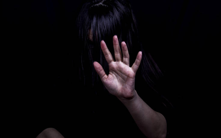 Κακοποίηση ανήλικης στη Θάσο: Προφυλακιστέοι ο πατριός και η μητέρα της