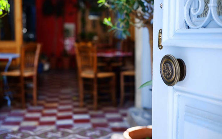 Κρυμμένα καφενεία στην Αθήνα που αξίζει να ανακαλύψεις