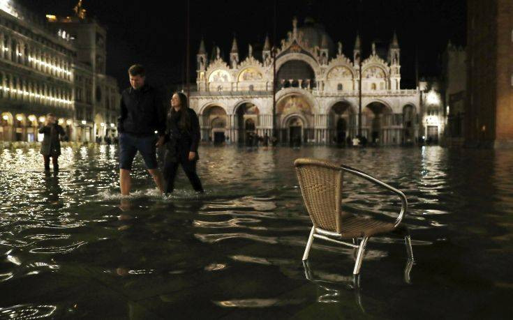 Κίνδυνος να βυθιστούν Βενετία και Νάπολη μέσα στα επόμενα 80 χρόνια