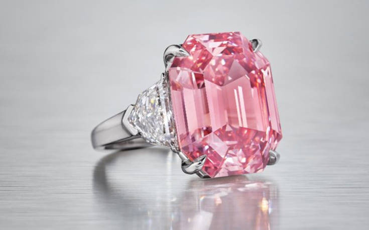 Βγαίνει σε δημοπρασία το ροζ διαμάντι που αναμένεται να σπάσει κάθε ρεκόρ
