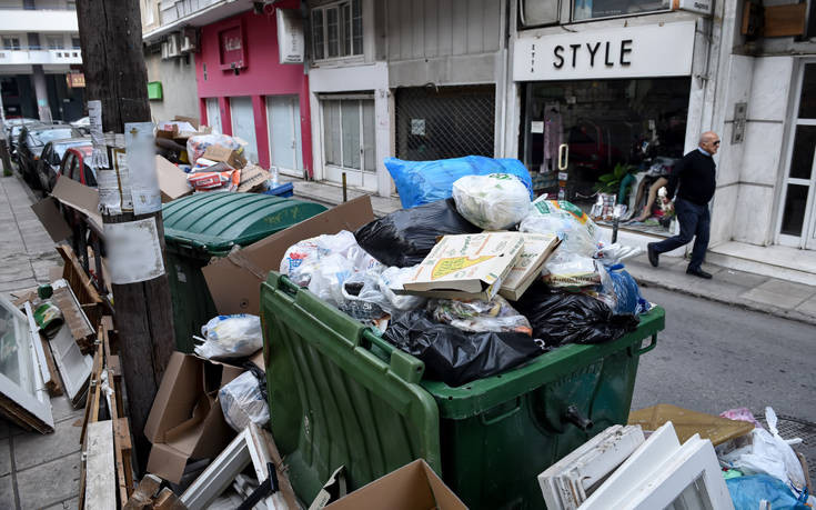 Χατζηδάκης για το σχέδιο «πληρώνω όσο πετάω»: Θα ζυγίζονται τα σκουπίδια