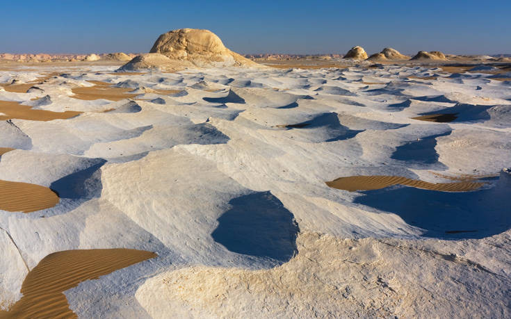 Η εντυπωσιακή λευκή έρημος της Αιγύπτου