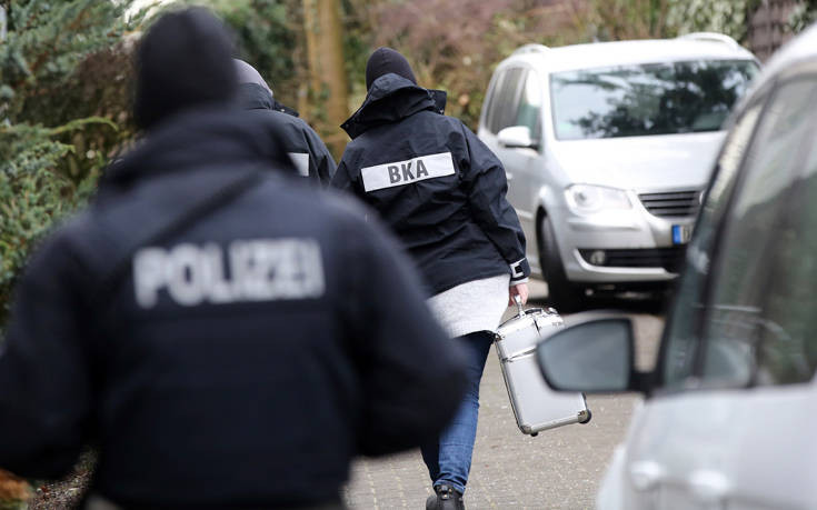 Επίθεση με μαχαίρι κοντά σε σχολείο στη Γερμανία – Δύο μαθήτριες δημοτικού τραυματίστηκαν