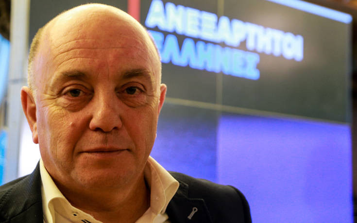 Τοσουνίδης: Να παραδώσει ο Παπαχριστόπουλος την έδρα του στους ΑΝΕΛ
