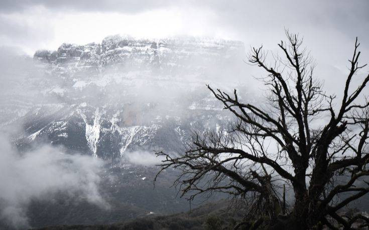 Δύο άτομα εγκλωβίστηκαν στο όρος Αίνος της Κεφαλονιάς λόγω χιονιού