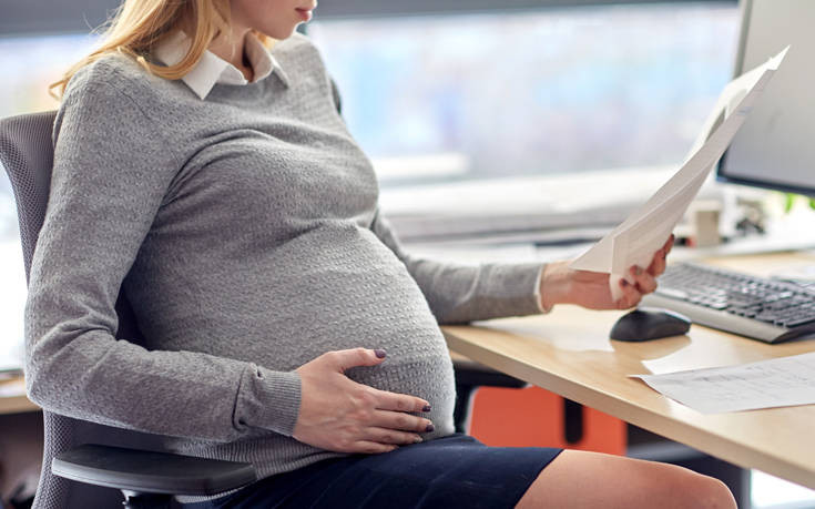 Μεγαλύτερος ο κίνδυνος αποβολής για τις εγκύους που δουλεύουν βράδια