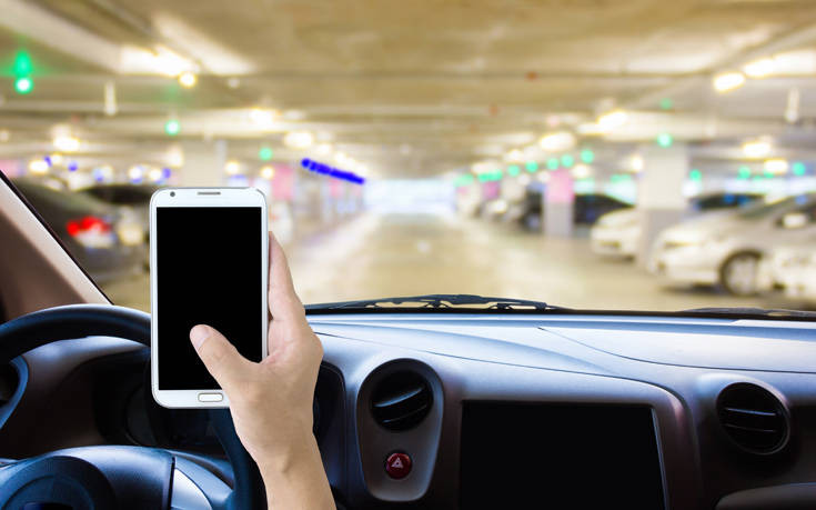 Θα ενημερωνόμαστε στο κινητό μας για κάθε οδική παράβαση &#8211; Τι αλλάζει στον ΚΟΚ