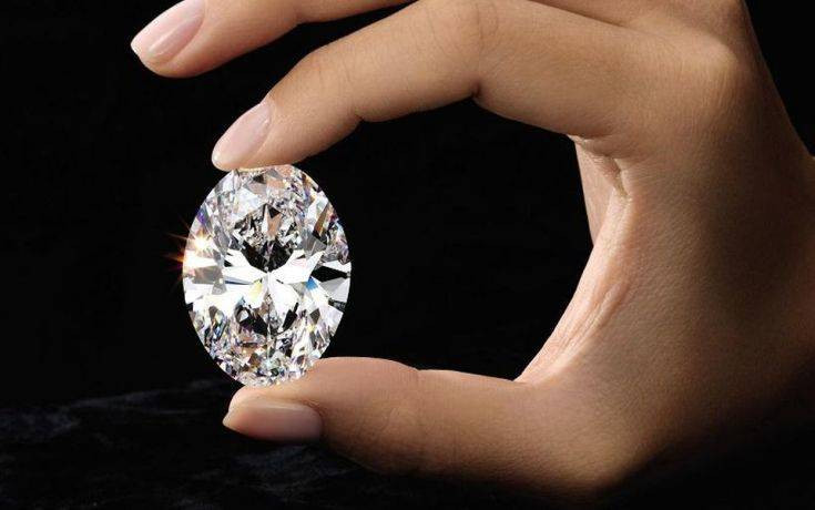 Πατέρας πλήρωσε 12,2 εκατ. ευρώ για διαμάντι και του έδωσε το όνομα της κόρης του
