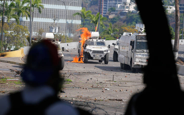 Σφοδρές μάχες στα σύνορα Βενεζουέλας &#8211; Κολομβίας