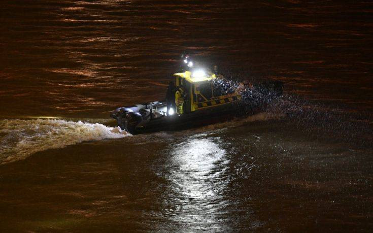 Τουλάχιστον 3 νεκροί από το ναυάγιο στο Δούναβη