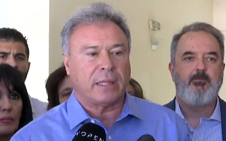 Εκλογές 2019: Στη Νέα Σμύρνη ψήφισε ο Γιάννης Σγουρός για την Περιφέρεια Αττικής