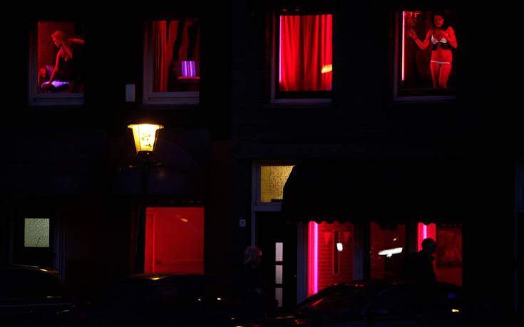 Το Άμστερνταμ αλλάζει την «κόκκινη συνοικία» σε… «ροζ συγκρότημα»